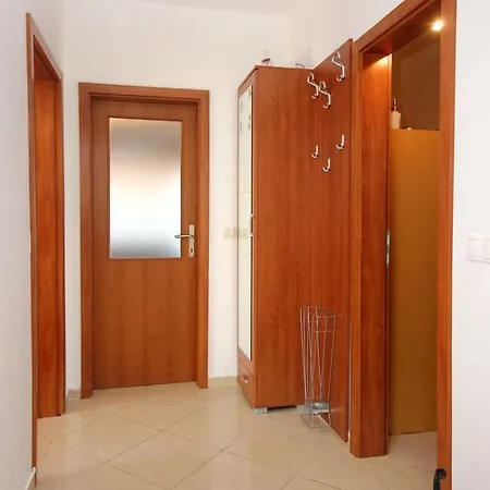 - Perna 4541g Апартаменты